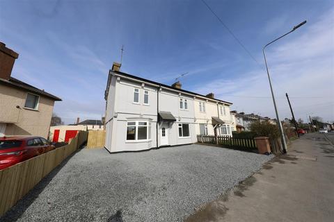 3 bedroom semi-detached house for sale, Grovehill Road, Beverley
