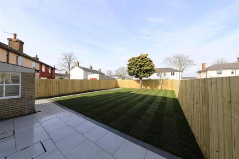 3 bedroom semi-detached house for sale, Grovehill Road, Beverley