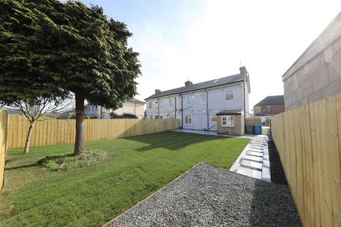 3 bedroom semi-detached house for sale, Grovehill Road, Beverley