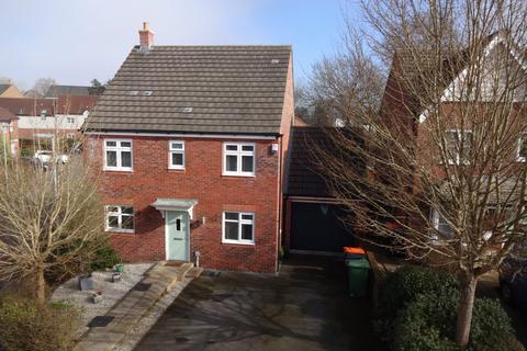 4 bedroom detached house for sale, Lake View, Houghton Regis, Dunstable, Bedfordshire, LU5