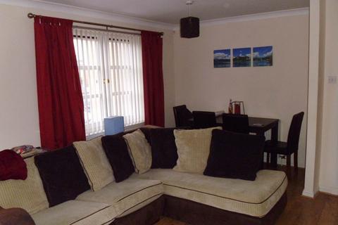 2 bedroom flat to rent, 111B Blackness Road, ,