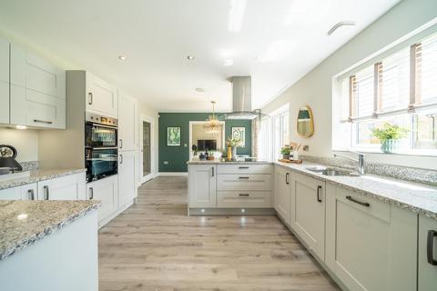 4 bedroom detached house for sale, Plot 154 - The Ingleton, Plot 154 - The Ingleton at Victoria Heights, Gernhill Avenue, Fixby HD2