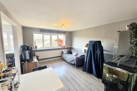 1 bedroom flat to rent, Mortlock Court, Whitta Road, Manor Park