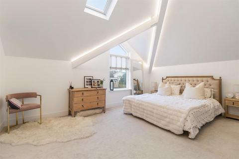 4 bedroom detached house for sale, Nursery Road, Malvern, WR14 1QY