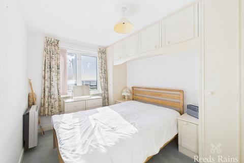 1 bedroom apartment for sale, North Marine Drive, East Yorkshire YO15