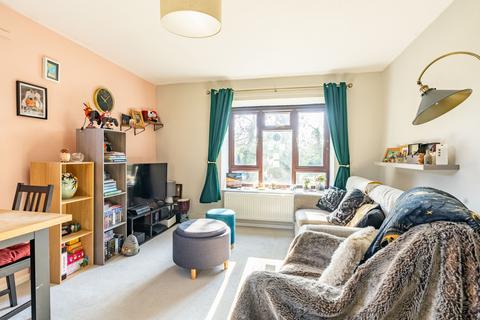 1 bedroom maisonette for sale, Mountbatten Close, Hertfordshire AL1