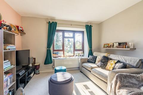 1 bedroom maisonette for sale, Mountbatten Close, Hertfordshire AL1