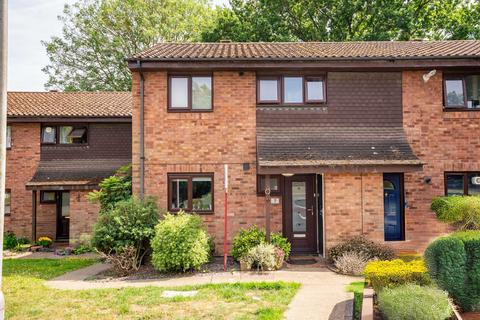 5 Mountbatten Close, St Albans, AL1 5AX