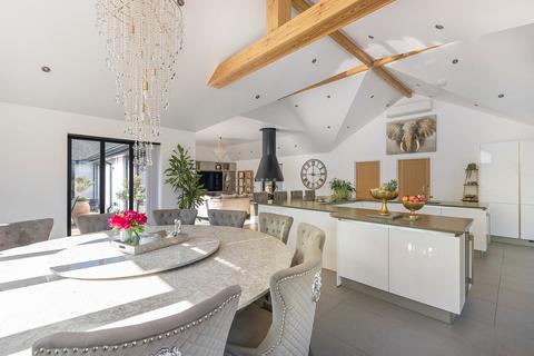 1 Brook End, Hatch, Sandy, SG19 1PP