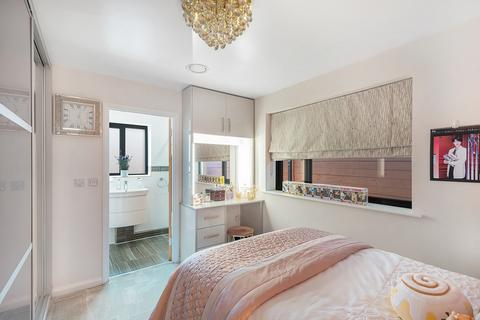 1 Brook End, Hatch, Sandy, SG19 1PP