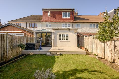 41 Lower Downs Road, London, SW20 8QQ