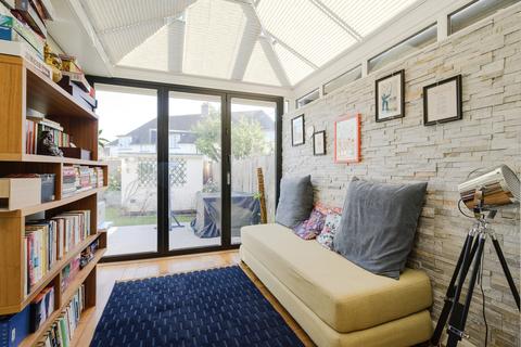41 Lower Downs Road, London, SW20 8QQ