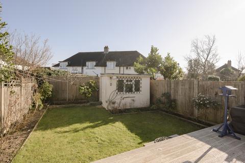 41 Lower Downs Road, London, SW20 8QQ