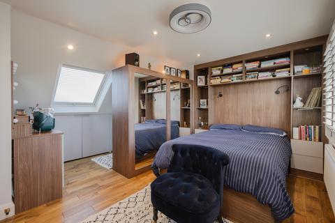 41 Lower Downs Road, London, SW20 8QQ