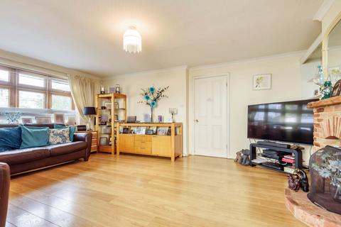 2 bedroom bungalow for sale, London Road, Hertfordshire CM21