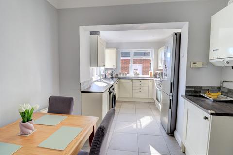 3 bedroom detached house for sale, Inkerman Drive, Hazlemere HP15