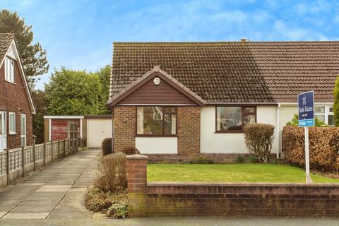 3 bedroom bungalow for sale, Cambridge Road, Wigan WN5