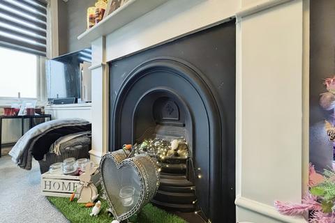 26 Chadwin Road, London, E13 8NE