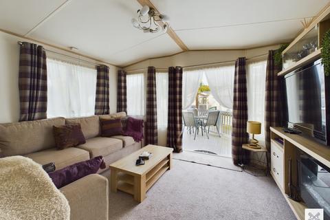 2 bedroom detached house for sale, Foxhunter Residential Caravan Park, Monkton CT12