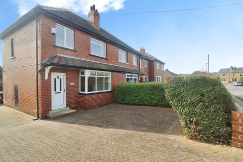 3 bedroom semi-detached house for sale, Silcoates Lane, Wakefield WF2