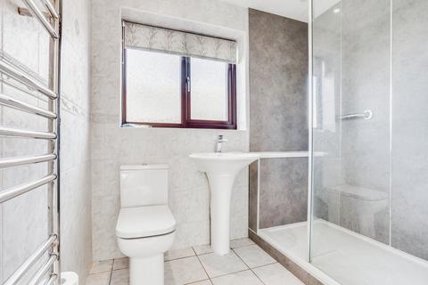 2 bedroom bungalow for sale, Ridings Lane, Wakefield WF3