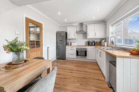 61 The Moat, Stoke-on-trent, ST3 6ND