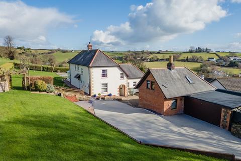 4 bedroom detached house for sale, Bouchiers Close, North Tawton, EX20