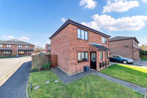 2 bedroom semi-detached house for sale, Worcester Way, Royston SG8