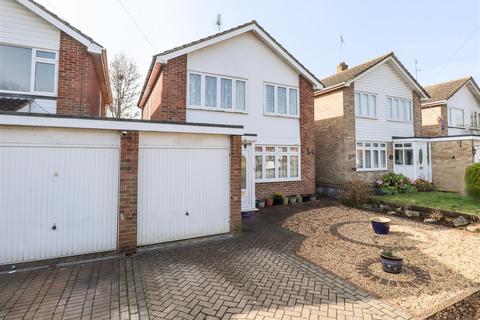 3 bedroom link detached house for sale, Cavendish Road, Church Crookham GU52