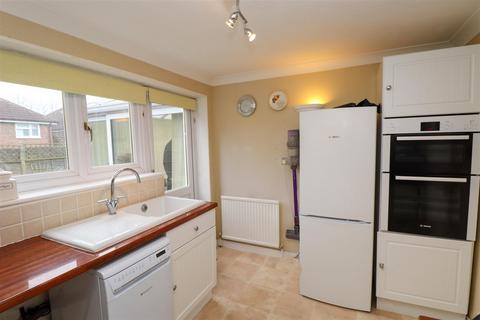 3 bedroom link detached house for sale, Cavendish Road, Church Crookham GU52