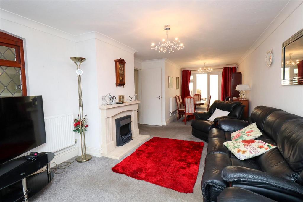 Living/Dining Room