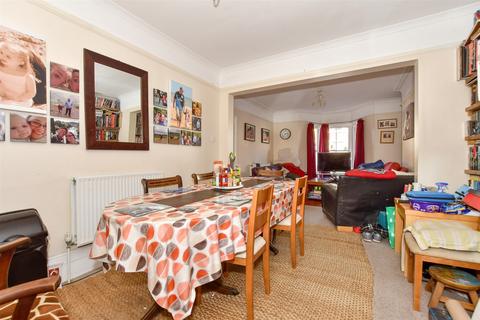 23 Alexandra Road, Broadstairs, CT10 1EP