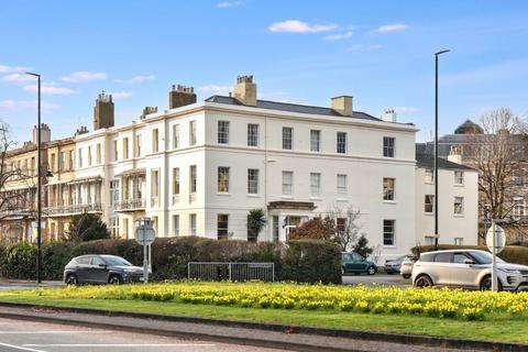 1 bedroom apartment for sale, Lansdown Road, Cheltenham