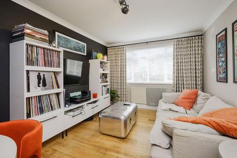 Flat 3, Castle Court Pollard Road, Morden, SM4 6EJ