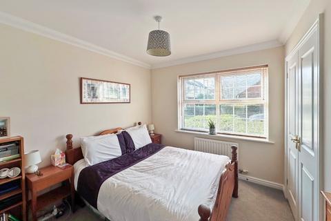 18 Homersham, Canterbury, CT1 3RG