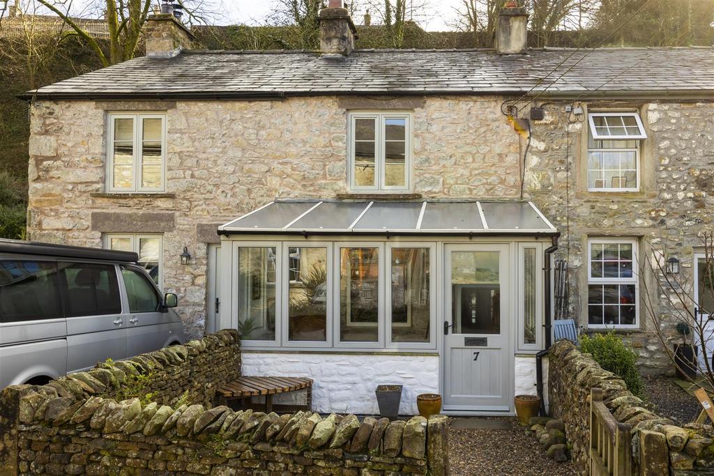 7 Greta Cottage