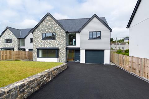 4 bedroom detached house for sale, Gwalchmai, Isle of Anglesey, LL65