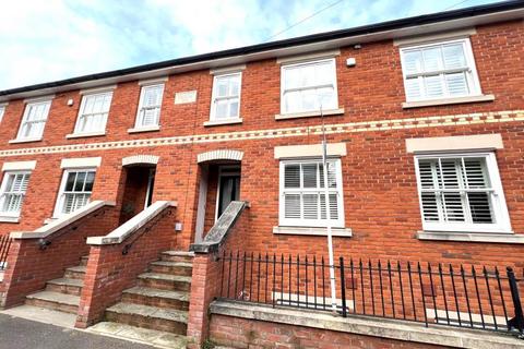 4 bedroom terraced house to rent, Addison Road, Guildford GU1