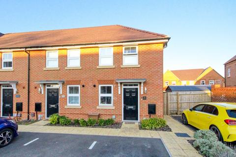 2 bedroom end of terrace house for sale, Franklin Drive, Wokingham RG40