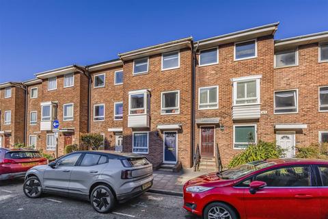 4 bedroom townhouse for sale, St. Thomas's Street, Portsmouth PO1