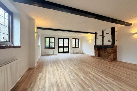 5 bedroom detached house to rent, Brookmans Avenue, Brookmans Park, Hertfordshire, AL9