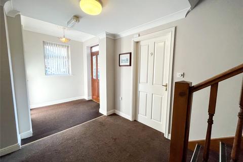 9 Frenches Court, Greenfield, Oldham, OL3 7AB