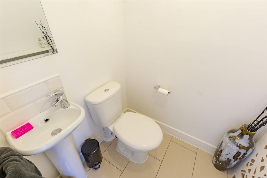 Ground Floor w.c.