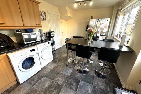 17 Willow Grove, Willenhall, WV13 2HF