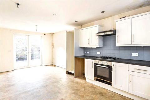 2 bedroom terraced house for sale, Heslington Road, York, North Yorkshire, YO10 5AR