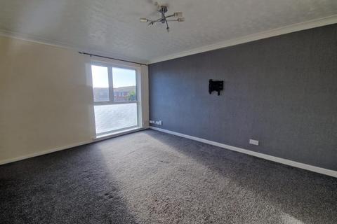 2 bedroom apartment to rent, Grove Street, New Balderton, Newark