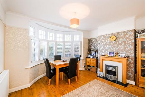 3 bedroom semi-detached house for sale, Fairlawn Drive, Woodford Green