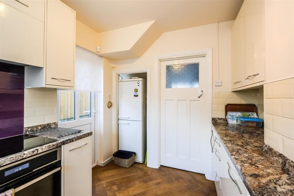 11 Fairlawn Drive-32.jpg