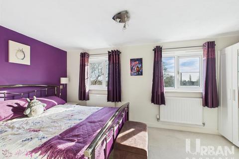 undefined, St. Bartholomews Way, Hull