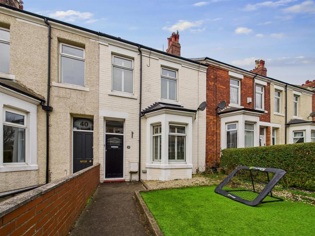 CAM01604 G0-PR0541-STILL025.jpg